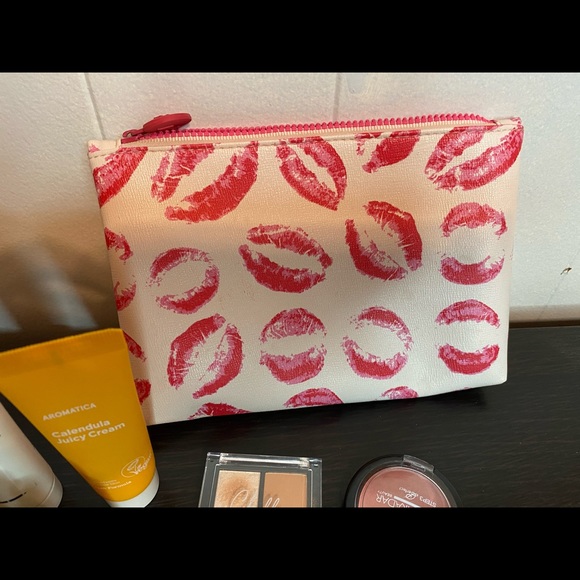 🍎🍎 Ipsy Sample Size Items - Picture 5 of 10